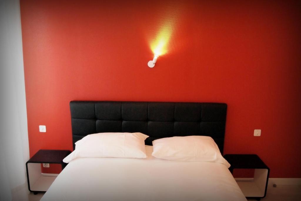Hotel Le Rohu Séné Oda fotoğraf