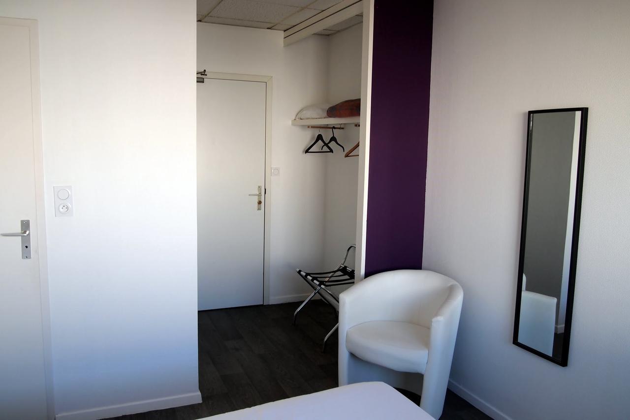 Hotel Le Rohu Séné Dış mekan fotoğraf
