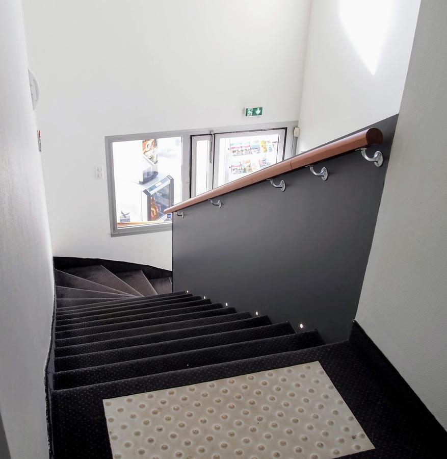 Hotel Le Rohu Séné Dış mekan fotoğraf